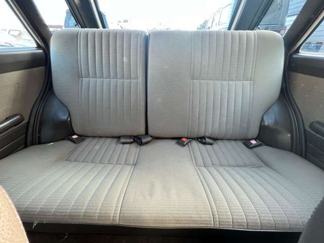 Nissan SUNNY CALIFORNIA 1990-03 2005-17