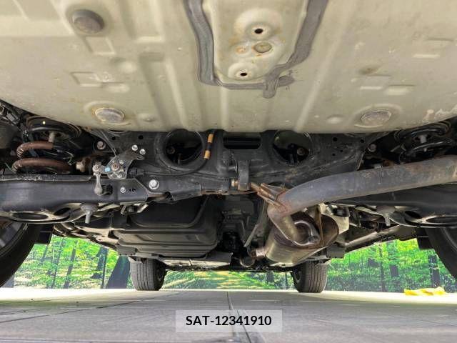 Toyota HARRIER 2017-11 332021-19