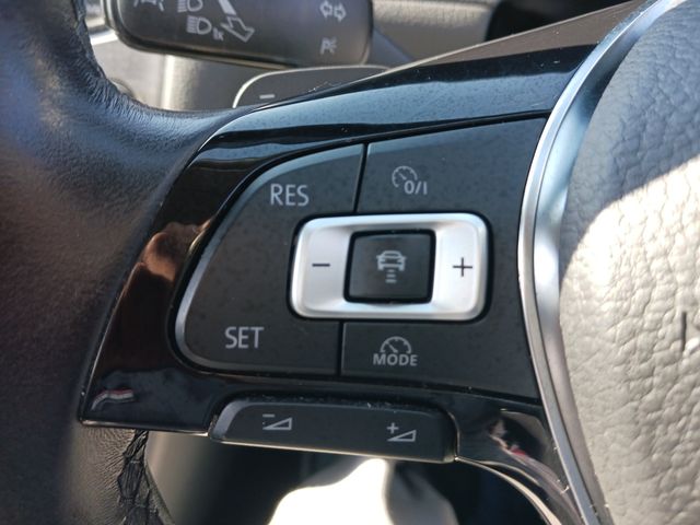 VolksWagen GOLF 2014-06 20523-18