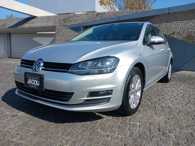 VolksWagen GOLF 2014-06 20523-0
