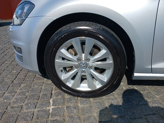 VolksWagen GOLF 2014-06 20523-7