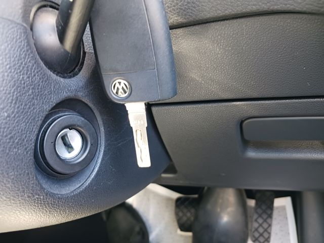 VolksWagen GOLF 2014-06 20523-17