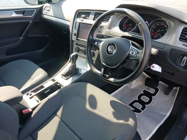 VolksWagen GOLF 2014-06 20523-10