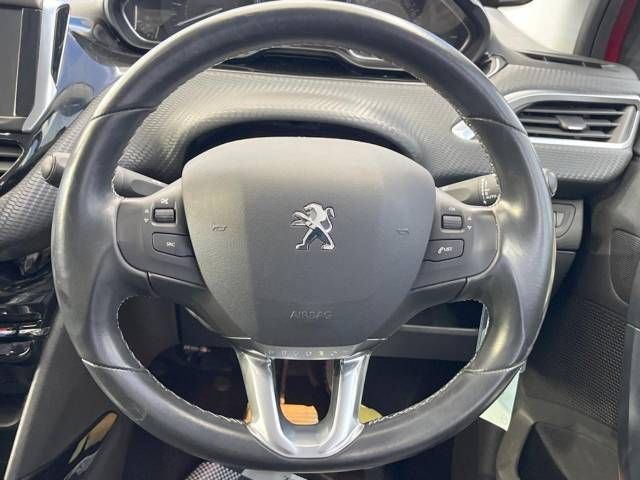 Peugeot 2008 2016-12 27378-10