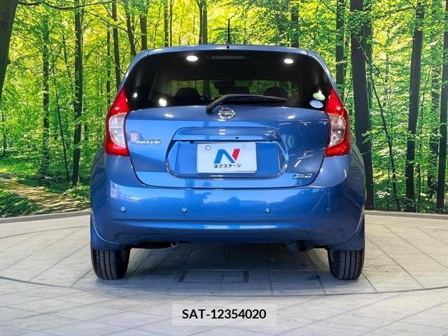 Nissan NOTE 2014-10 302361-15