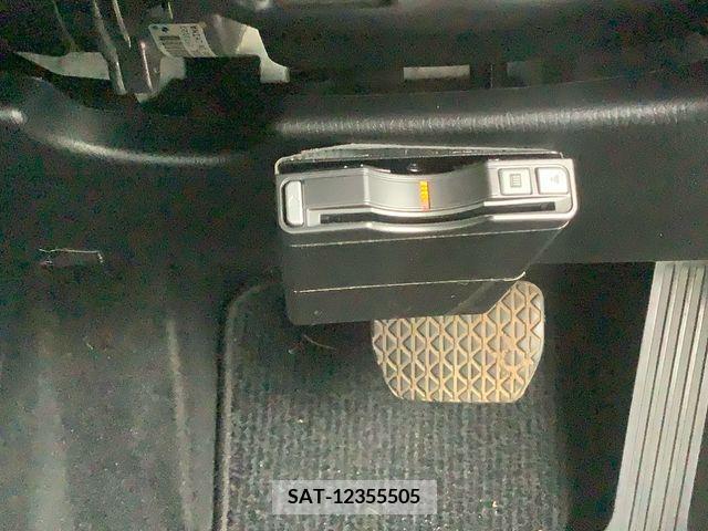Mazda DEMIO 2015-07 359440-8