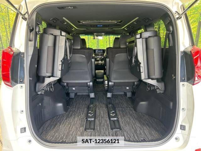 Toyota ALPHARD 2022-04 355349-11