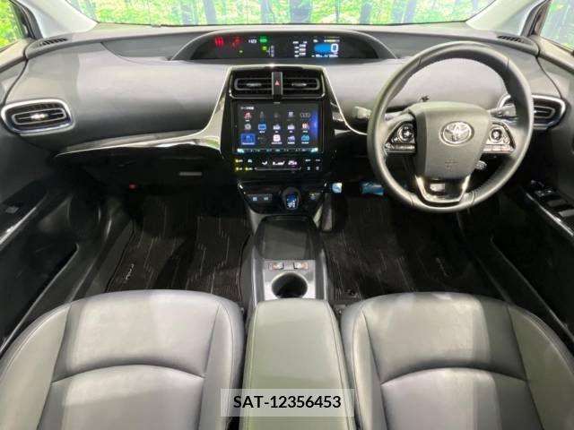 Toyota PRIUS 2021-01 382317-1