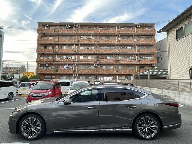 Lexus LS 2018-01 9920-5