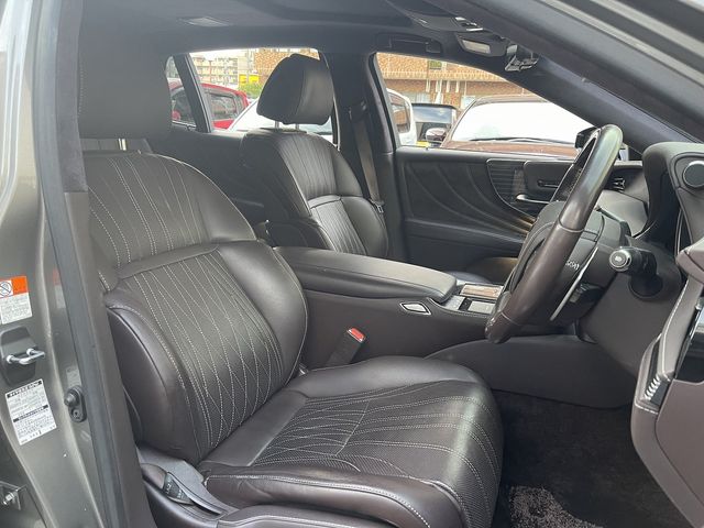Lexus LS 2018-01 9920-9