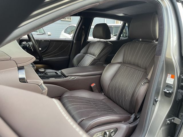 Lexus LS 2018-01 9920-17