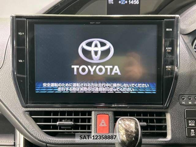 Toyota ESQUIRE 2015-12 215000-2