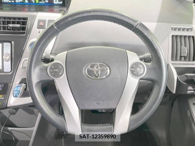 Toyota PRIUS ALPHA 2012-01 282487-11