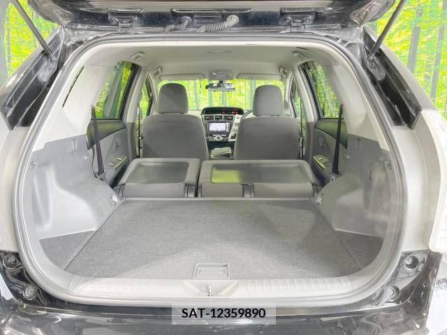 Toyota PRIUS ALPHA 2012-01 282487-10