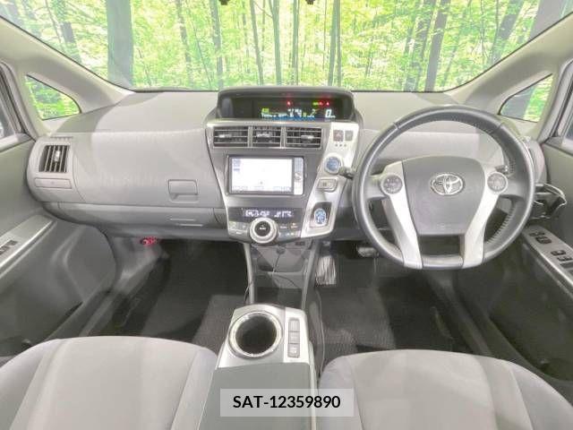 Toyota PRIUS ALPHA 2012-01 282487-1