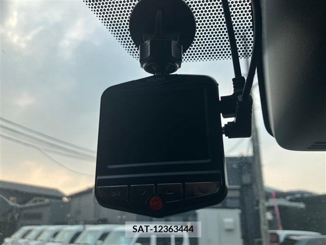 Toyota VOXY 2018-11 205173-18