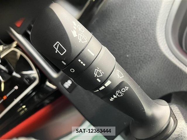 Toyota VOXY 2018-11 205173-14