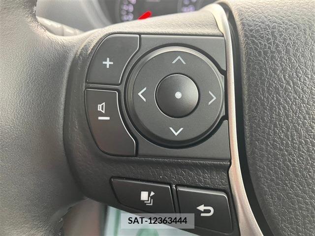 Toyota VOXY 2018-11 205173-13