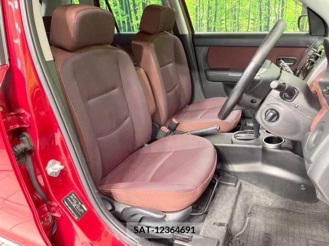 Mazda VERISA 2009-04 379513-7