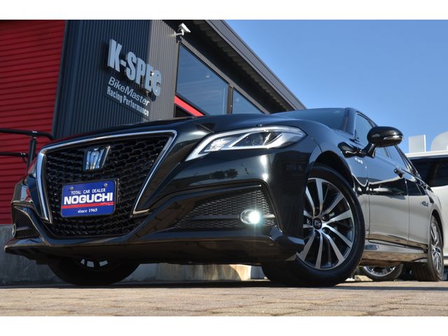 Toyota CROWN SEDAN 2018-06 188157-20
