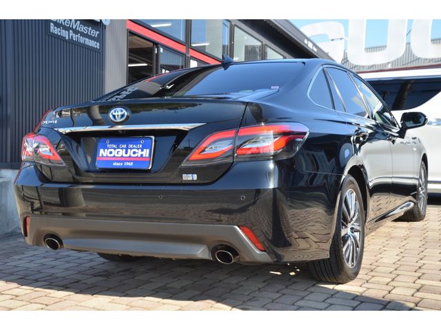 Toyota CROWN SEDAN 2018-06 188157-4