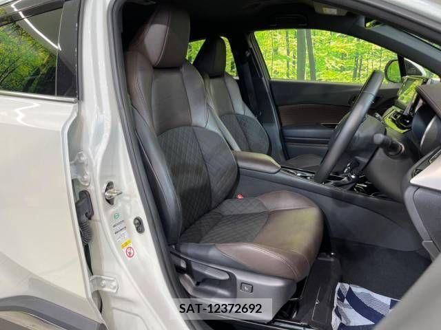 Toyota C-HR 2018-02 352266-8