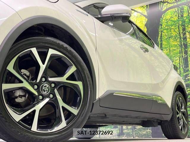Toyota C-HR 2018-02 352266-13