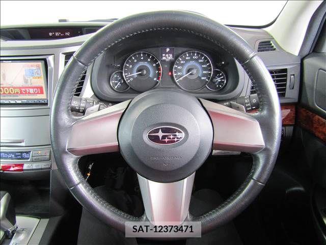 Subaru OUTBACK 2010-01 256671-2