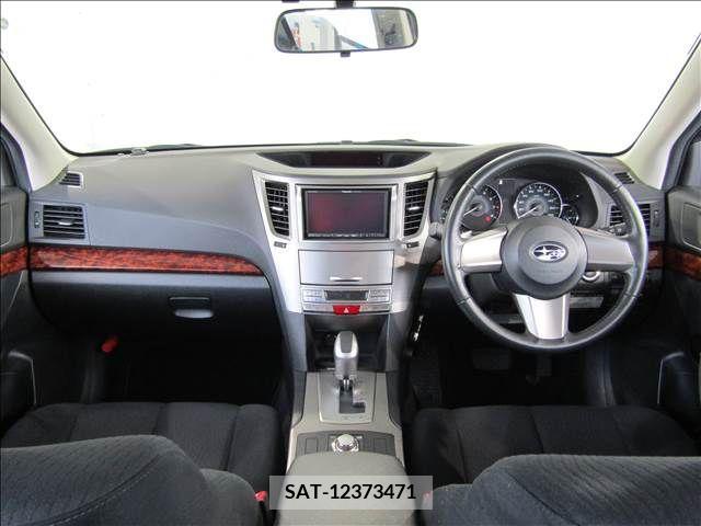 Subaru OUTBACK 2010-01 256671-1