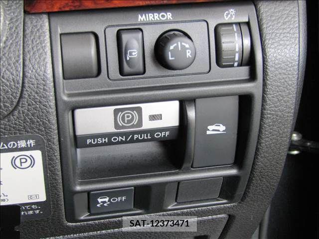 Subaru OUTBACK 2010-01 256671-6