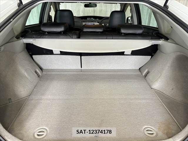 Toyota PRIUS 2012-07 366603-19