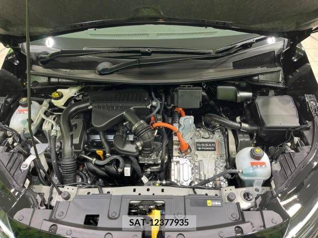 Nissan AURA 2023-06 221702-18