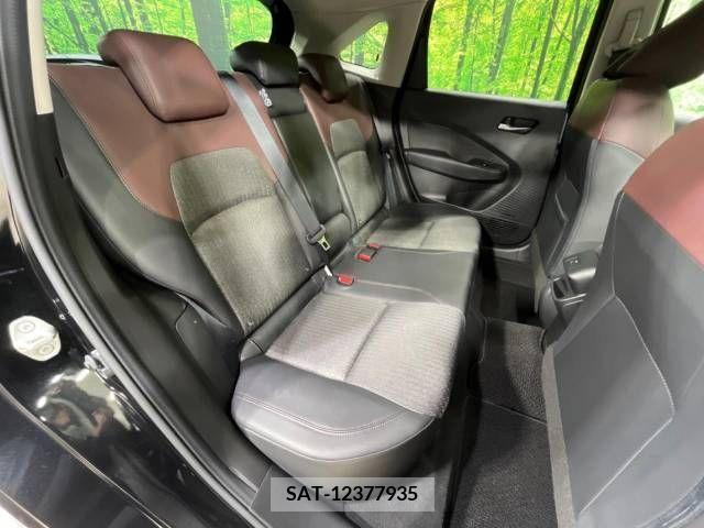 Nissan AURA 2023-06 221702-9