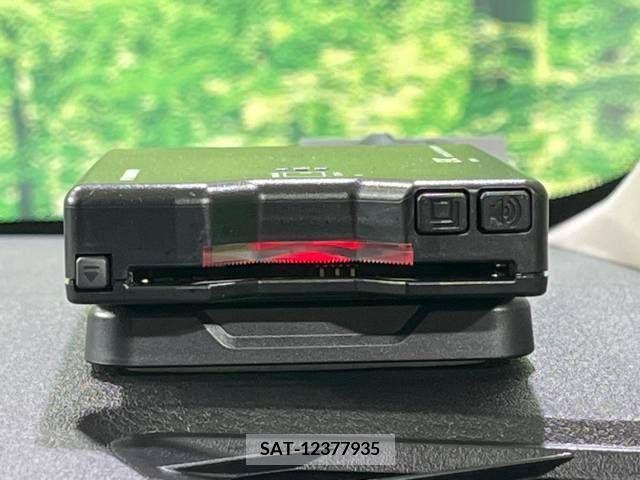 Nissan AURA 2023-06 221702-5