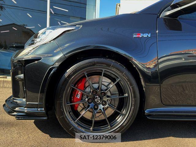 Toyota YARIS 2023-02 223362-6