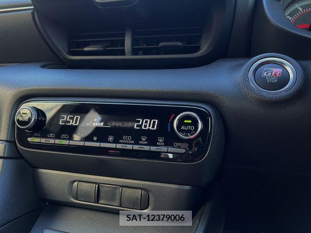 Toyota YARIS 2023-02 223362-16