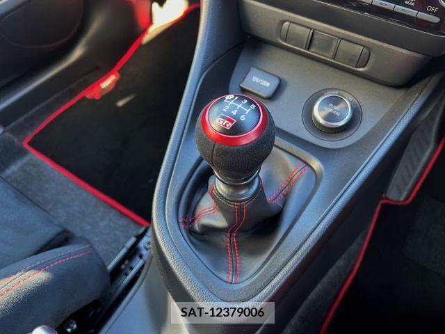 Toyota YARIS 2023-02 223362-17