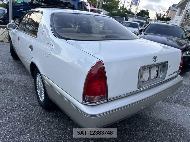 Toyota CROWN MAJESTA 1999-01 202762-5