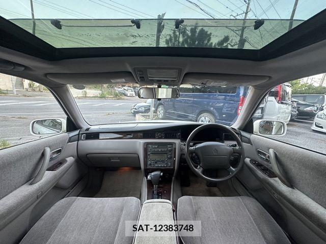 Toyota CROWN MAJESTA 1999-01 202762-7