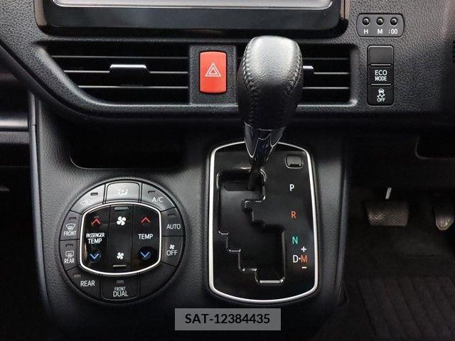 Toyota VOXY 2015-10 341207-13