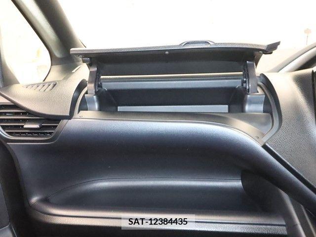 Toyota VOXY 2015-10 341207-14