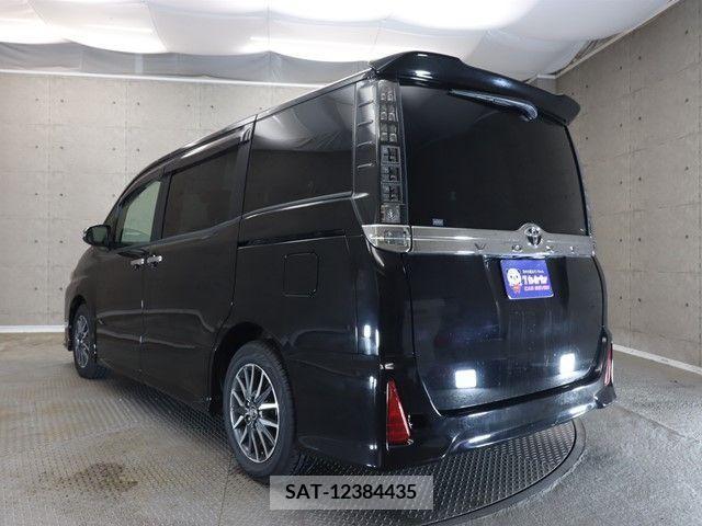 Toyota VOXY 2015-10 341207-24