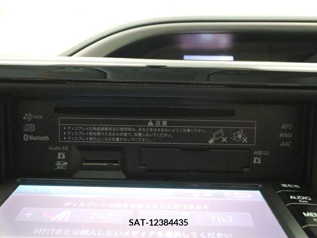 Toyota VOXY 2015-10 341207-17
