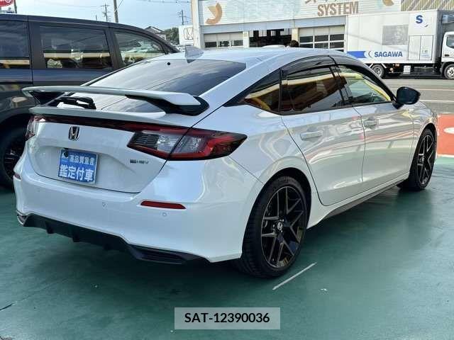 Honda CIVIC 2023-09 389993-13