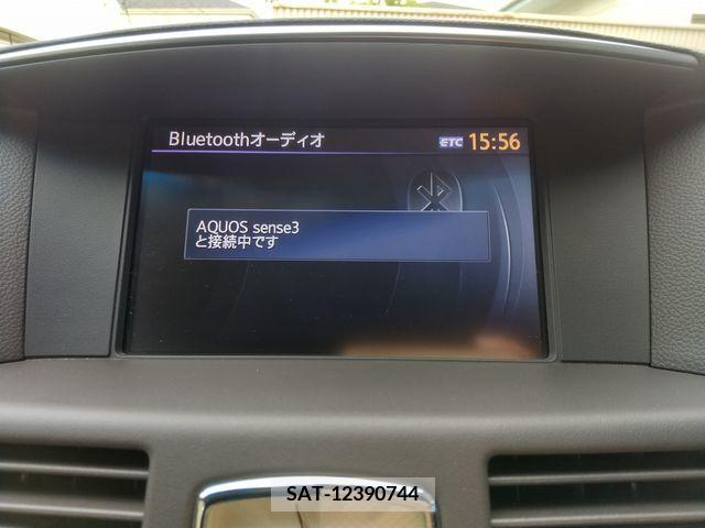 Nissan FUGA 2010-01 360767-18
