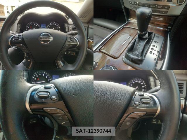 Nissan FUGA 2010-01 360767-26
