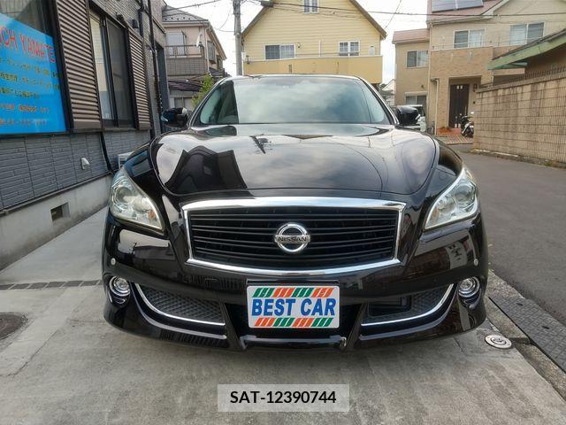 Nissan FUGA 2010-01 360767-1