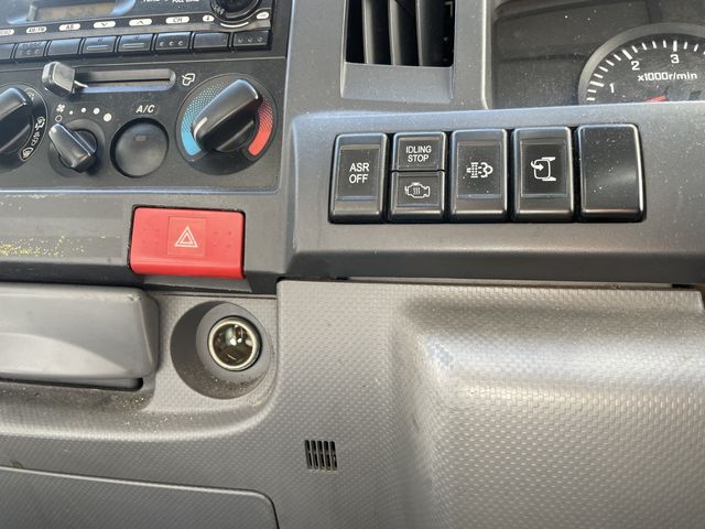Mazda TITAN 2012-07 188065-21