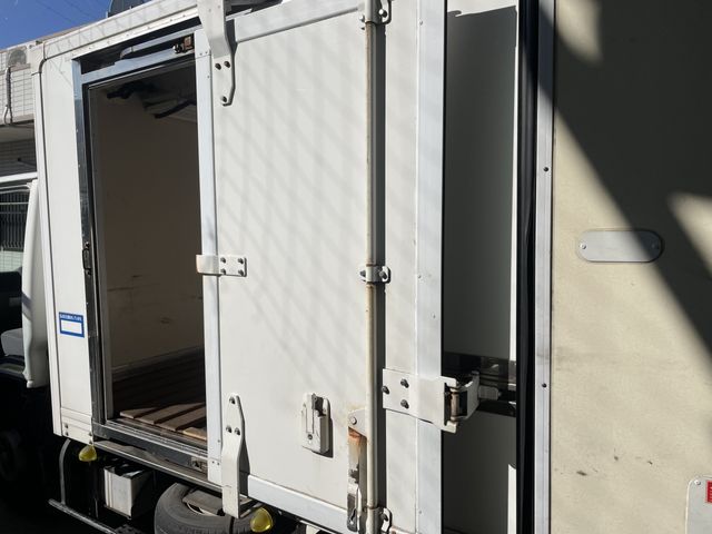Mazda TITAN 2012-07 188065-7