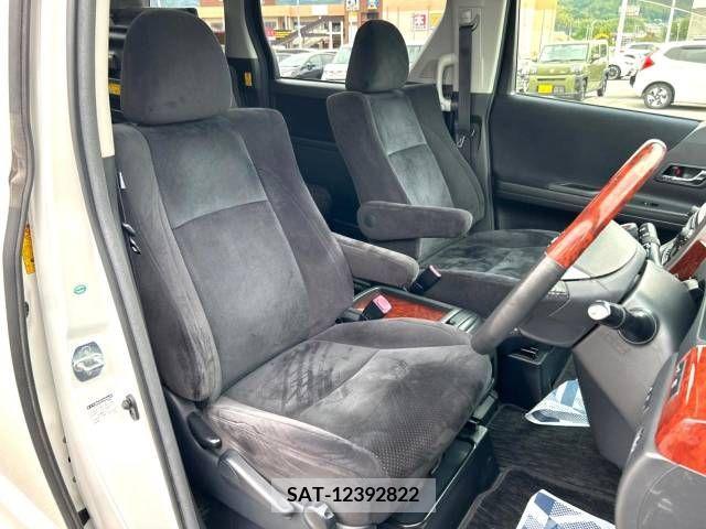 Toyota VELLFIRE 2011-01 299849-13